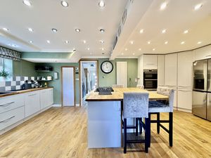 Photo 15- click for photo gallery